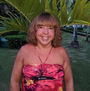 Meet your Posher, Suzanne